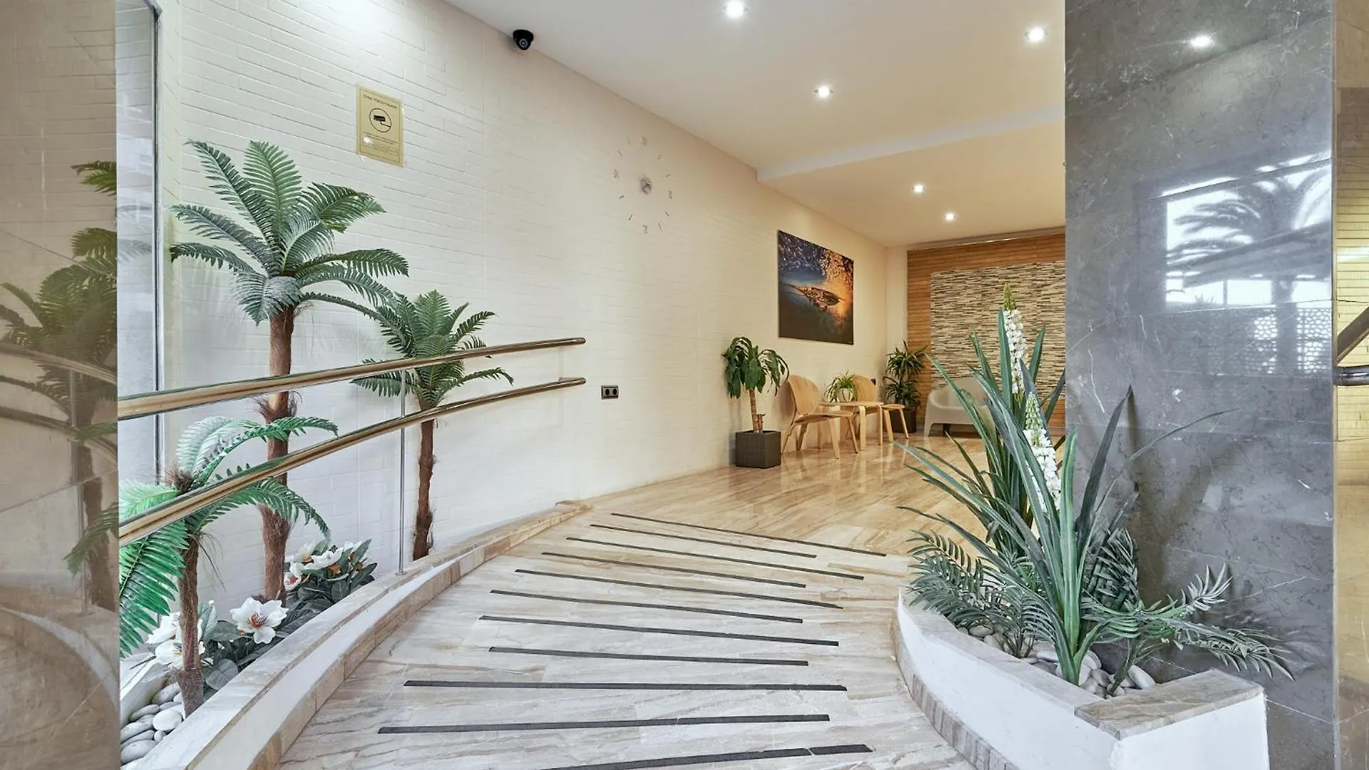 Kanu Apartment - Torrox Costa 0*,  Испания